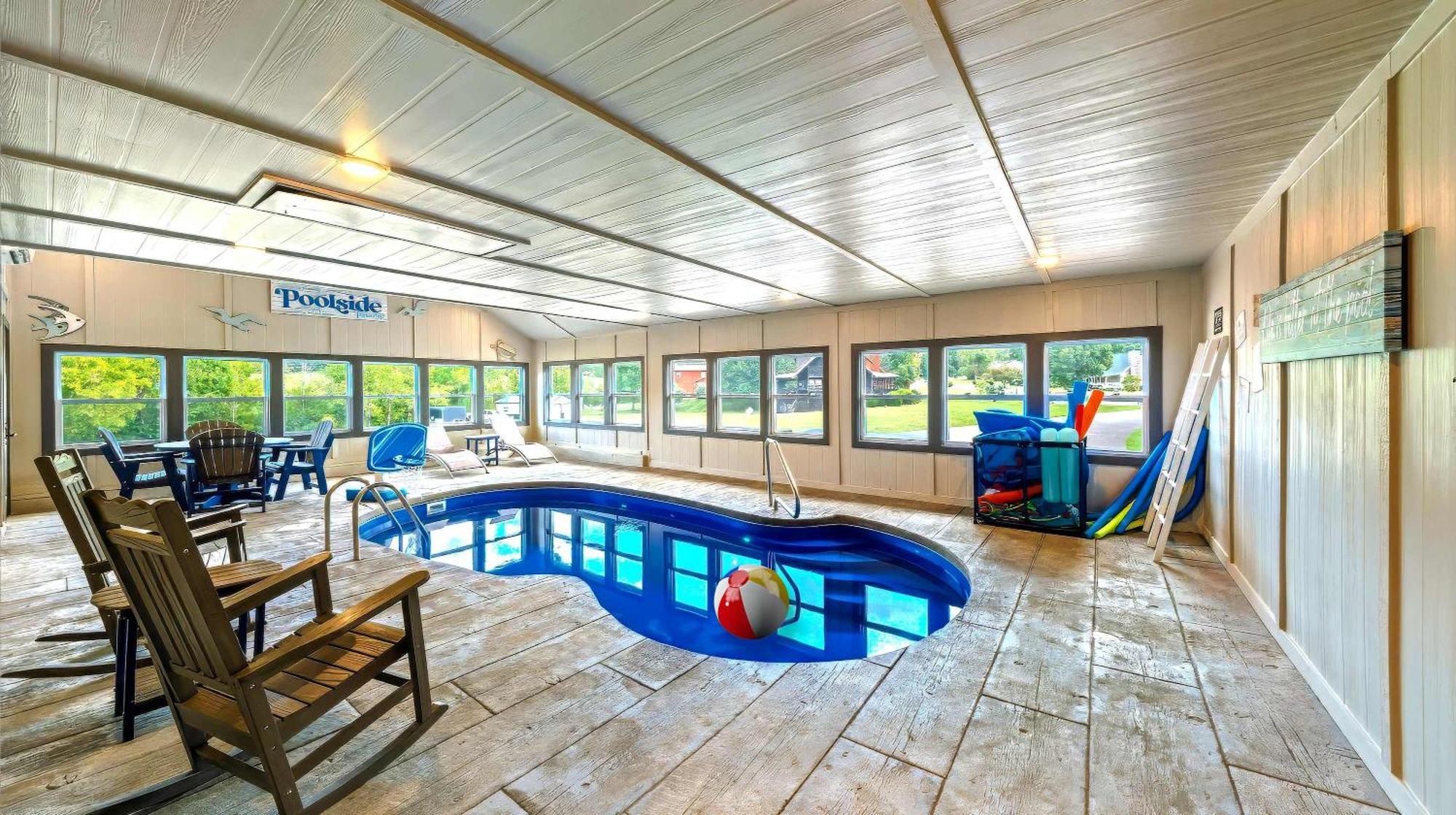Poolside At Autumn Woods - Pool, Theater, Fireplace, Firepit, Arcade Sevierville Exterior photo